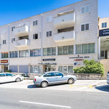 Down Town - One Bedroom With Balcony Apartment Dubrovnik