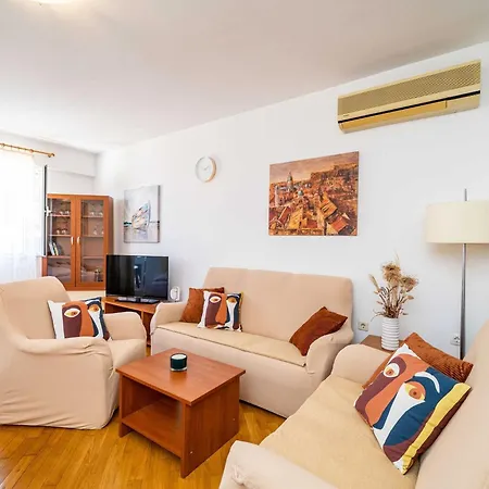 Down Town - One Bedroom With Balcony * Dubrovnik